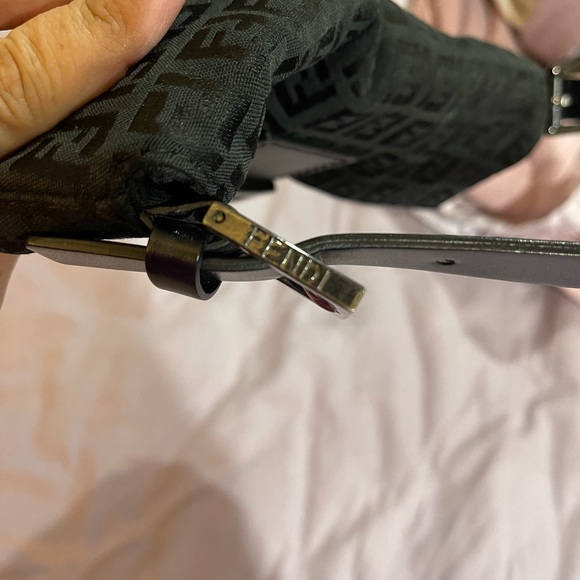 Fendi Baguette Black fabric - Picture 3 of 6